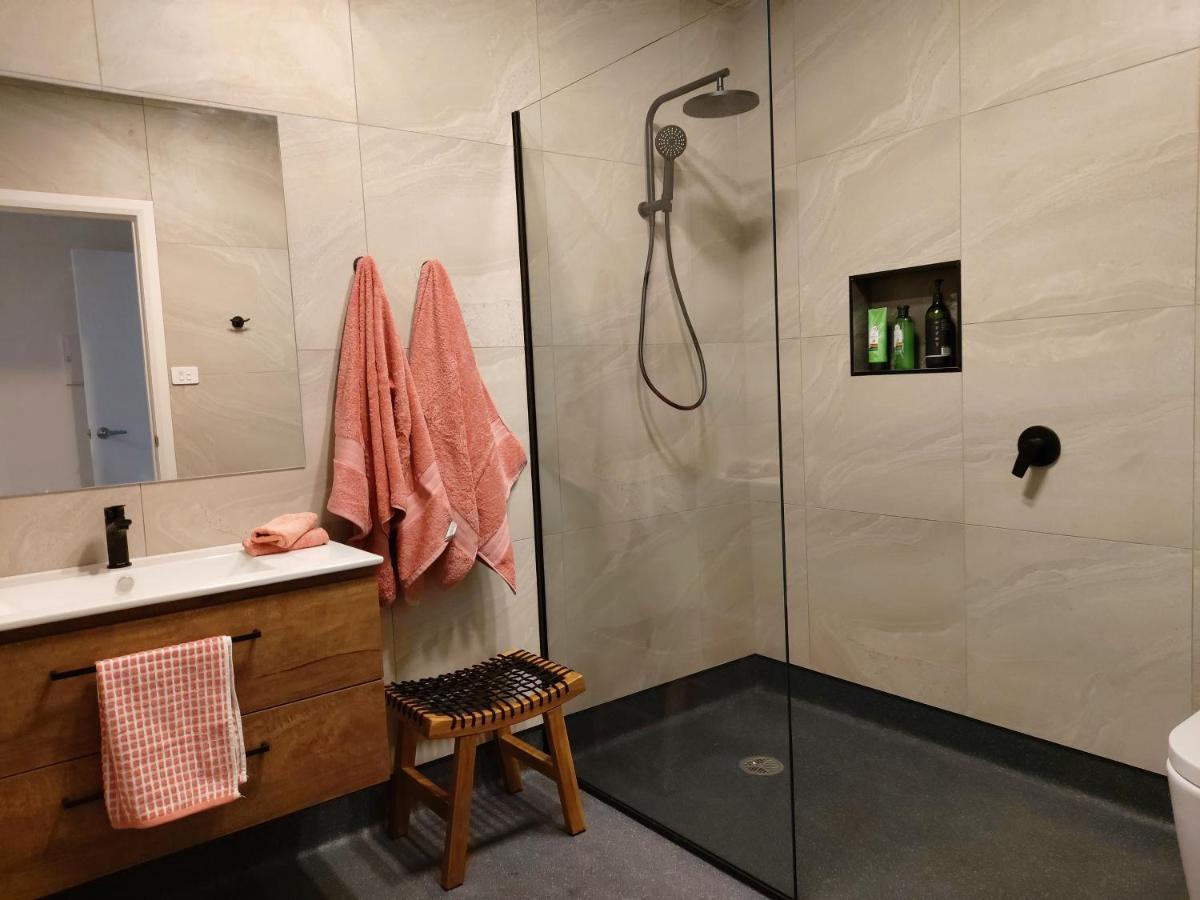 Empty Nest Apartment Penguin Exterior foto